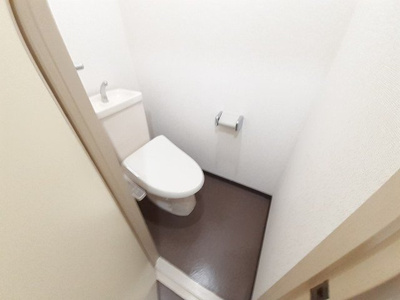 【トイレ】 | グランディヴィラ | シンプルで使いやすいトイレです