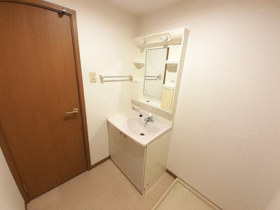 【洗面所】 | サンエイトＤ | スペースが確保できる洗面所です