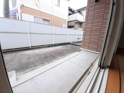 【庭】 | ジェルメ・ミニョン | 簡単な家庭菜園も楽しめるお庭です