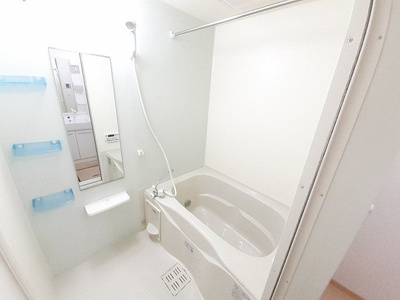 【浴室】 | グランツ・ブルⅠ | 落ち着いた空間のお風呂です