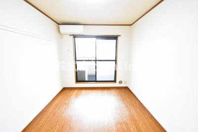 【洋室】 | ハイツせせらぎ八尾