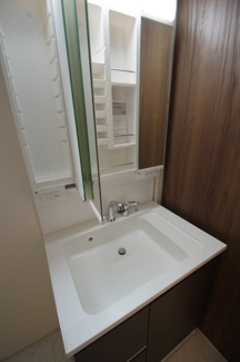 【洗面所】 | 【仲介手数料無料！！】府中市小柳町4丁目　新築戸建て（全1棟）1号棟　4390万円