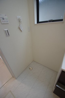 【ランドリースペース】 | 【仲介手数料無料！！】府中市小柳町4丁目　新築戸建て（全1棟）1号棟　4390万円