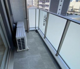 カーサレグラス福島野田のバルコニー