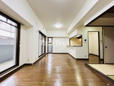 【内装】 | パードレ関目