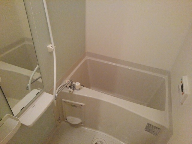 レーヴ　ダンジュ　Ⅰの浴室|バス