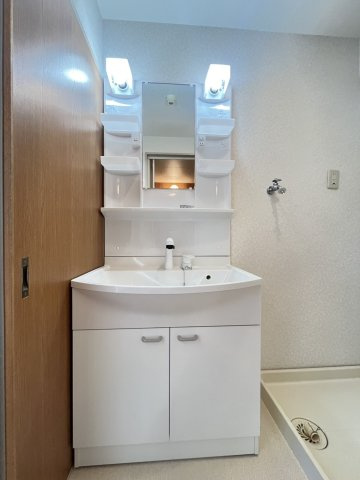 グラスランツ三田の洗面所