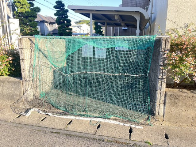 グラスランツ三田のその他共用部分|敷地内ゴミ捨て場ございます。