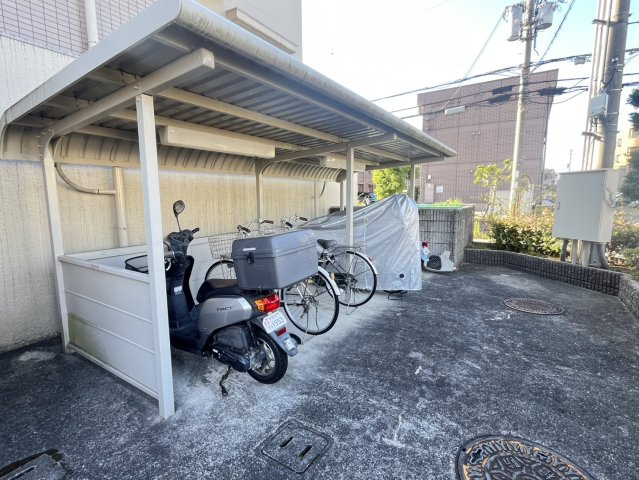 グラスランツ三田のその他共用部分|駐輪スペースございます。