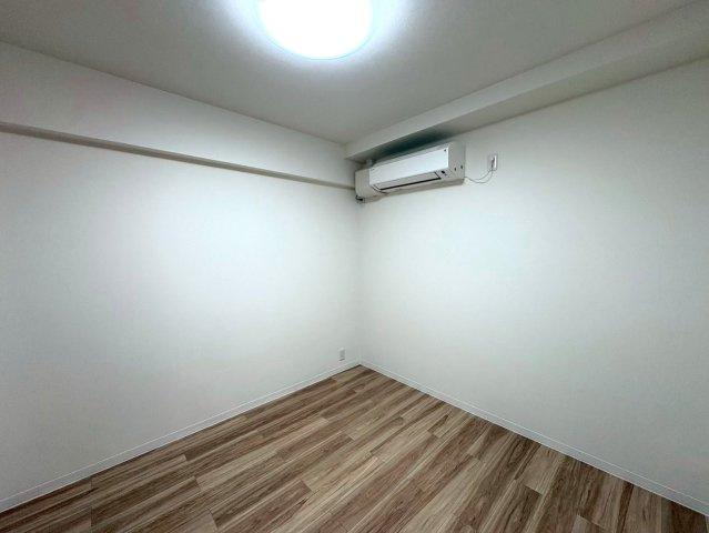 令和７年７月リフォーム完了につき即入居可能◆開放感のある間取り◆収納スペース豊富◆ユニハイム膳所の洋室|洋室