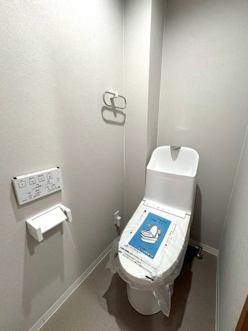 令和７年７月リフォーム完了につき即入居可能◆開放感のある間取り◆収納スペース豊富◆ユニハイム膳所のトイレ|トイレ