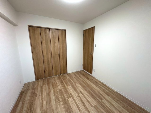 令和７年７月リフォーム完了につき即入居可能◆開放感のある間取り◆収納スペース豊富◆ユニハイム膳所の洋室|洋室