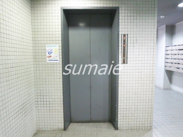 アーベインハイツのその他共用部分|エレベーター完備です☆