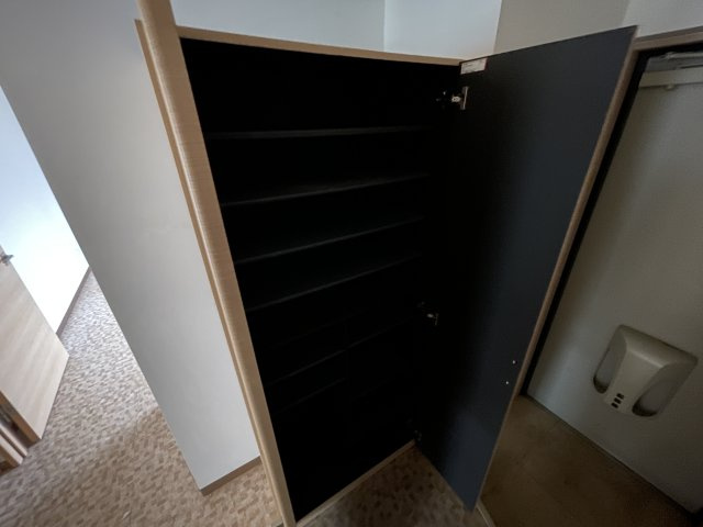 テグレ　ビアンコの収納|シューズボックス