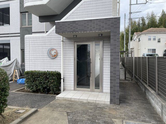 テグレ　ビアンコのエントランス