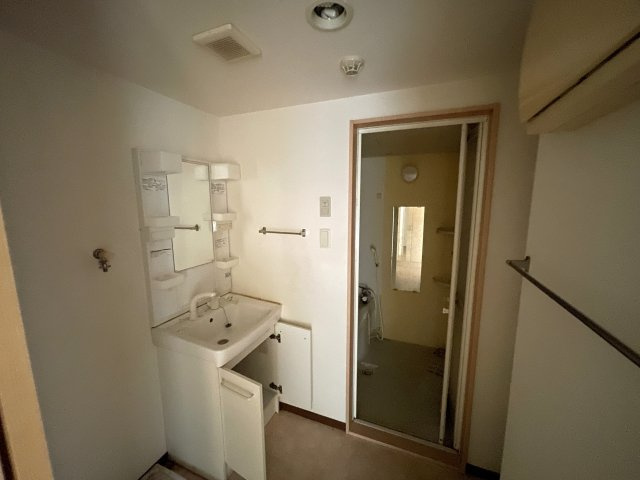 テグレ　ビアンコの洗面所|室内洗濯機置き場