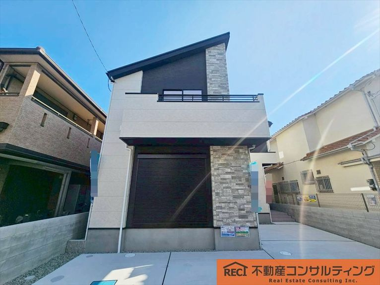 西宮市石在町　新築戸建の外観