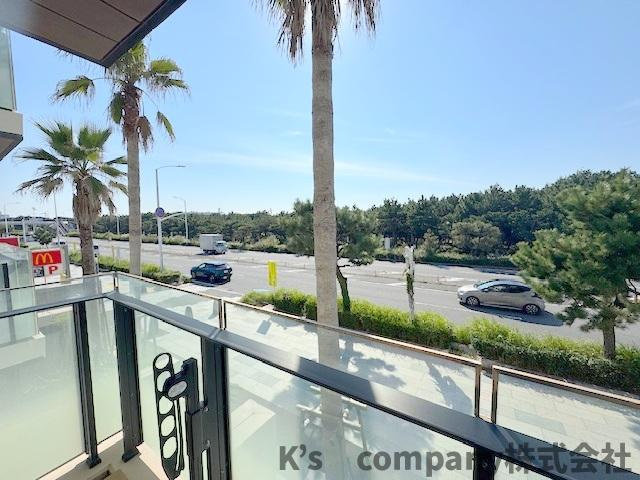 ●藤沢市鵠沼海岸1丁目　クリオ鵠沼海岸グランロア　204号室の展望|松林の向こう側には海があります♪