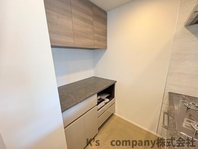 ●藤沢市鵠沼海岸1丁目　クリオ鵠沼海岸グランロア　204号室のキッチン|キッチンスペース◇