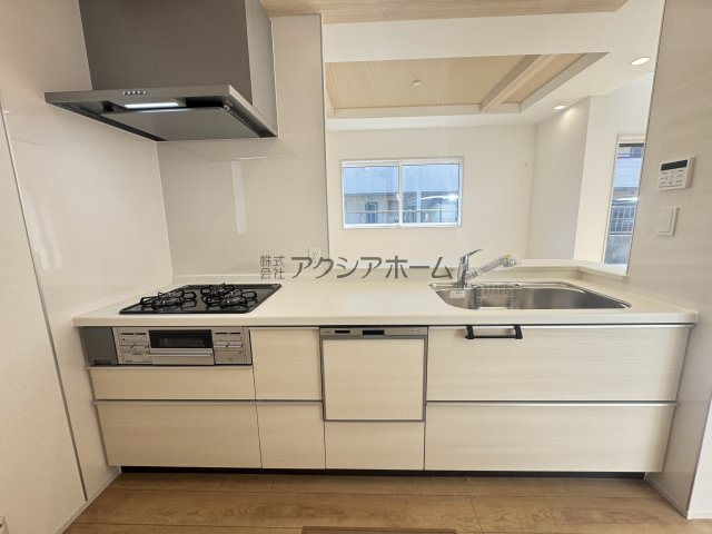 東村山市秋津町4丁目・全7棟　新築一戸建　6号棟のキッチン|食洗機付対面式キッチン