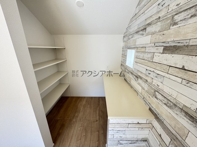 東村山市秋津町4丁目・全7棟　新築一戸建　6号棟の寝室|2階洋室8.5帖ワークスペース