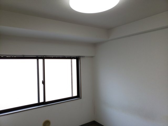 エフレジデンス17番館の居間・リビング