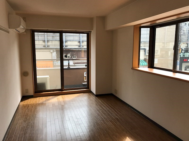 WOOD VILLAGE(ウッドヴィレッジ)の居間・リビング