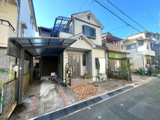 【外観】 | ■１００万円値下げしました■高槻市栄町三丁目■土地約28.18坪 | ■２台駐車可 （普通車＋軽自動車駐車可能）
■間口の広い整形地