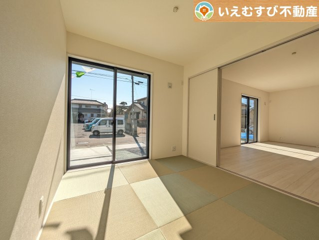 Livele Garden.S　深谷市田所町第2の和室|すぐ横になれる和室は、みんながほっと一息つける空間
ちょっとした休憩や来客時、お子様のお世話にも大活躍しそうですね♪