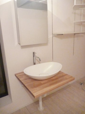 【独立洗面台】 | ヴォリュート門仲 | 独立洗面台、朝の身支度には欠かせません