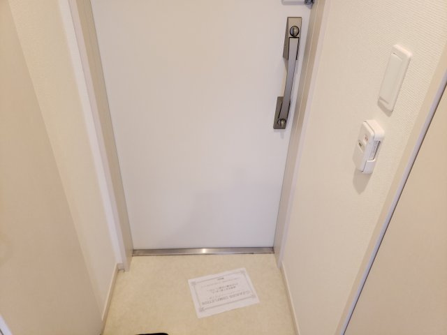 リブリ・TKグレイスビルⅢの玄関