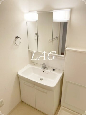 【洗面所】 | コーポレート五反野 | 独立洗面台です。