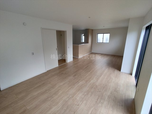 【居間・リビング】の画像