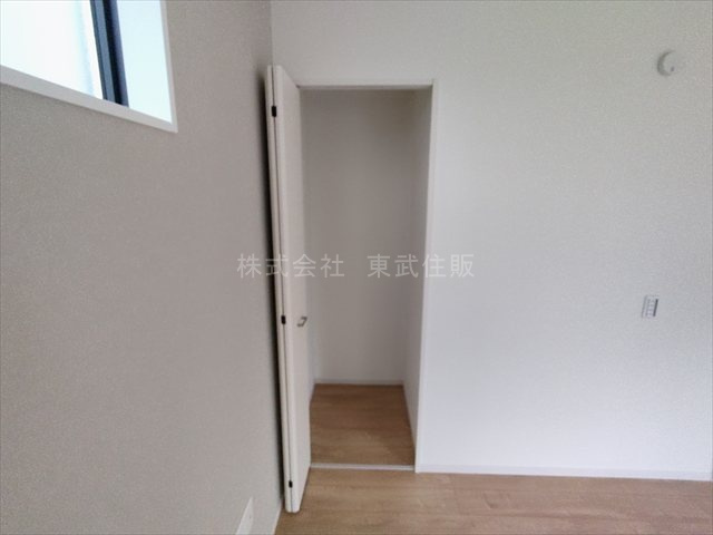 【居間・リビング】の画像