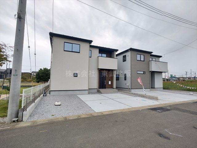 【前面道路含む現地写真】 | 坂戸市片柳5期　全2棟　2号棟 | 住環境良好です