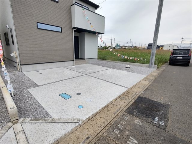 【駐車場】 | 坂戸市片柳5期　全2棟　2号棟 | 並列2台駐車可能です