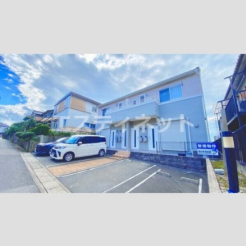 Breeze漆山の外観