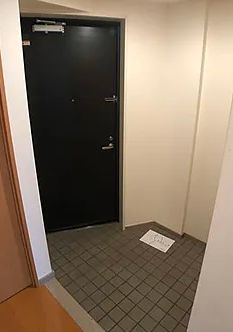 【玄関】 | レヴィーナ東京八重洲通り | 明るい玄関です