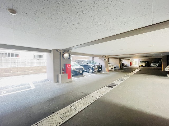 【駐車場】 | アクロス博多セントラルパーク