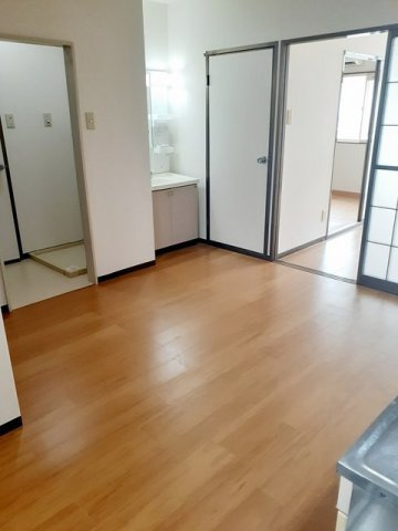 ニューシティ城Ⅱの居間・リビング