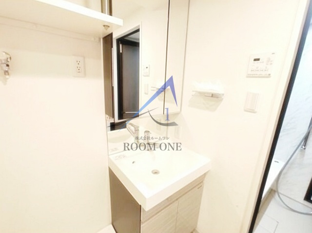 プレール・ドゥーク雪が谷大塚の洗面所|洗面台です。