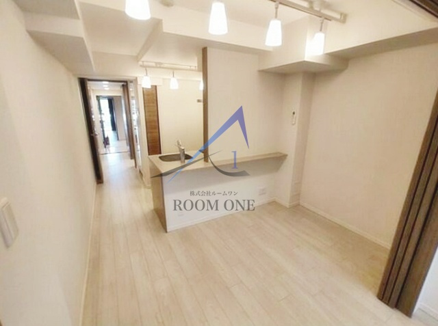 プレール・ドゥーク雪が谷大塚の居間・リビング|洋室のお部屋です。