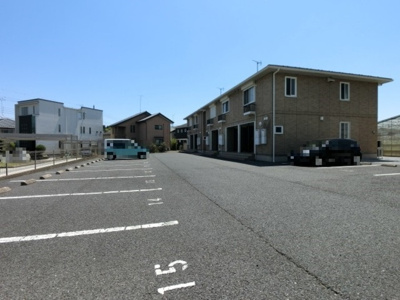 【駐車場】 | クレスト雅 Ｂ | 駐車場