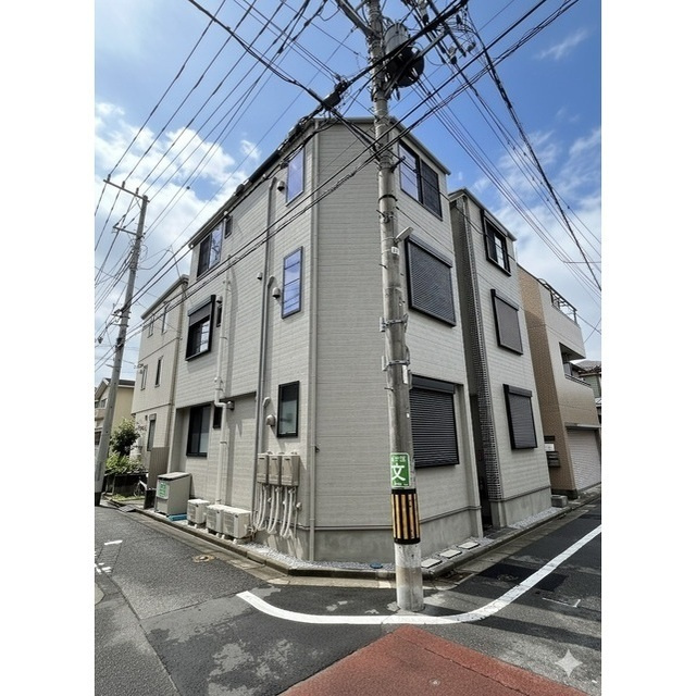 メゾンド・アヴェニール亀有の外観