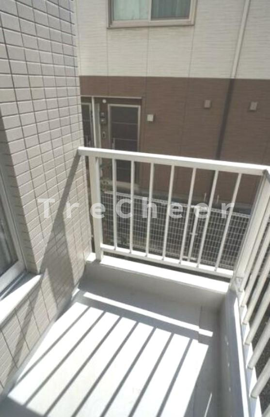 ティーズガーデン蓮根Ⅱ(T'sgarden蓮根Ⅱ)のバルコニー