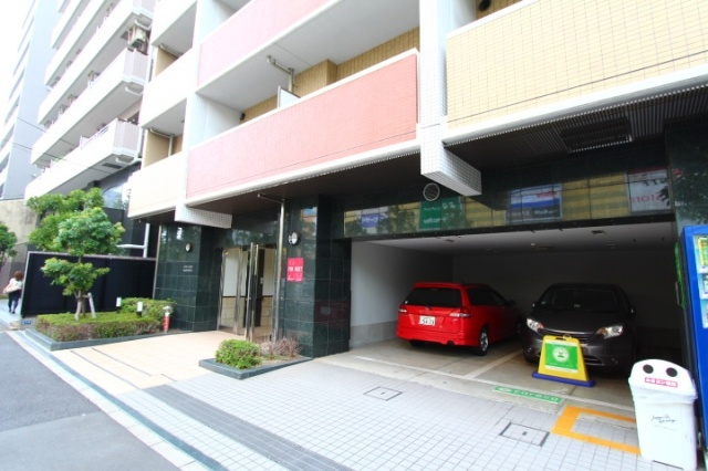 プライムアーバン錦糸公園の駐車場