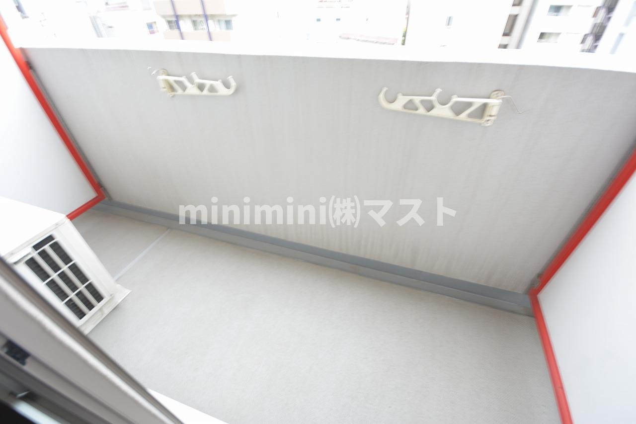 ルクレ難波　(旧：CASSIA難波)のバルコニー