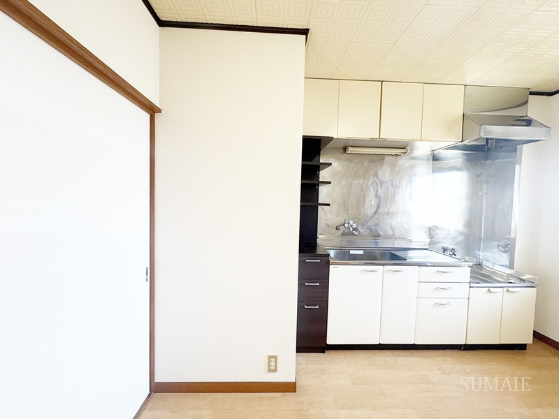 山野ビルのキッチン|冷蔵庫置き場☆