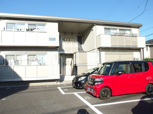 サニースクエアBの外観