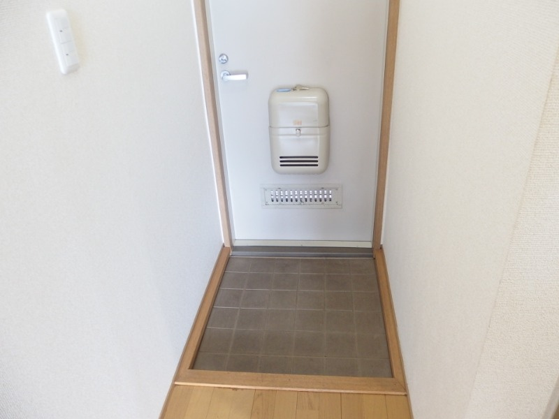 ルミエールＡの玄関